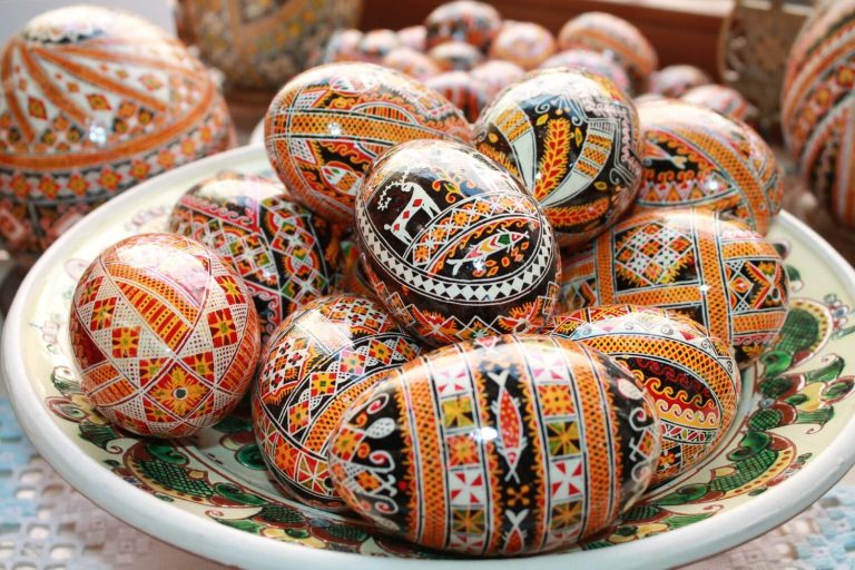A variant of Easter pisanka (picture from Pixabay)
